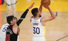 星空体育-勇士全队发挥低迷，主场惨遭马刺胜出