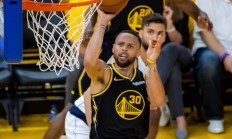 星空体育-NBA季后赛打响，勇士队雄起