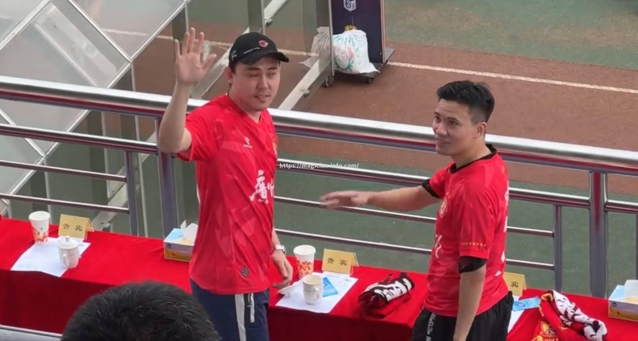 广州队喜迎胜利,主帅调整战术取得成果