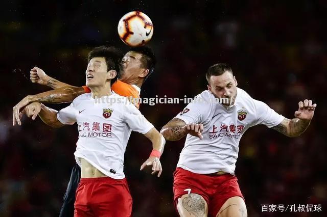 独家独播：武汉卓尔对阵上海上港精彩纷呈