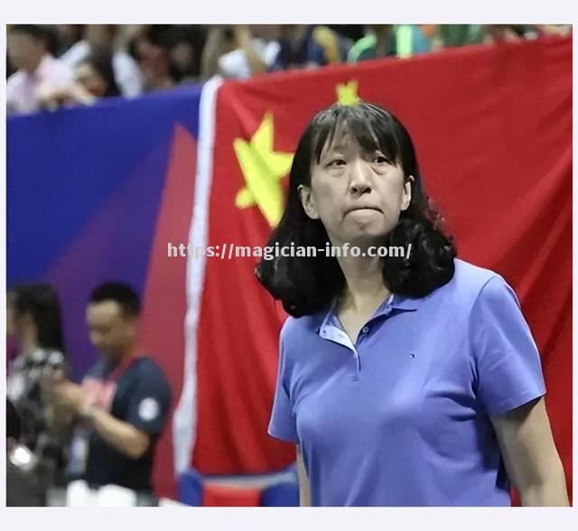 我国女排队员的团结拼搏，颂扬团队意识