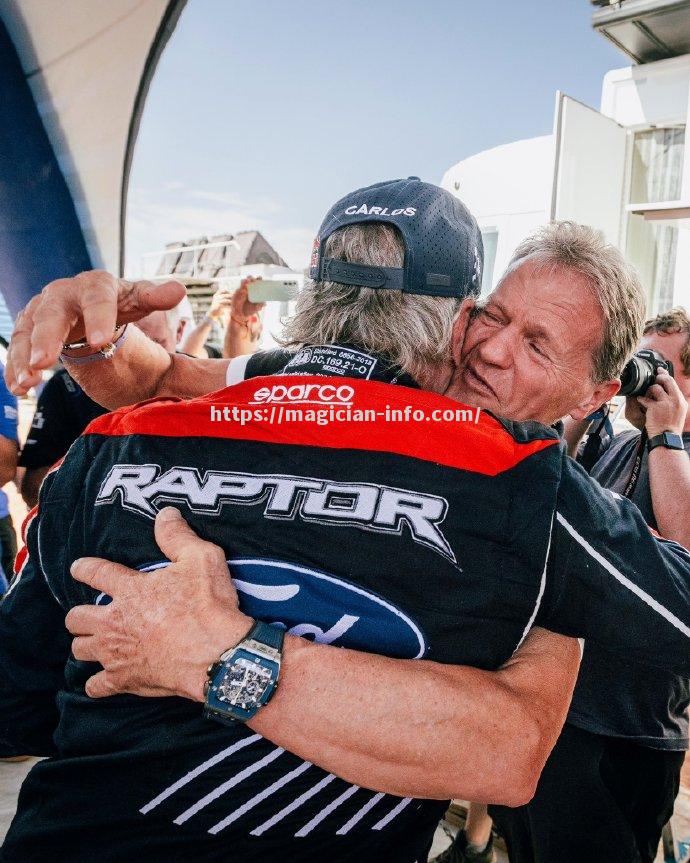 摩洛哥选手夺得短跑比赛冠军