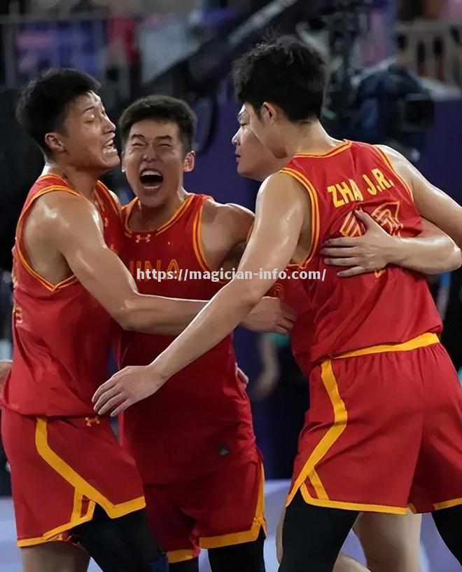 篮球明星纷纷公开伤势，球迷争议不断